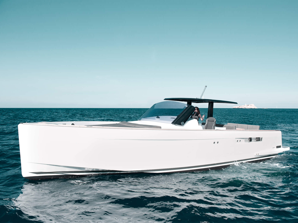 Fjord-40-in-charter---Sardegna-Charter,-noleggio-barche-Sardegna